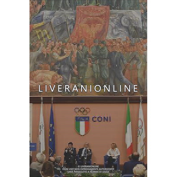 Olimpiadi Roma 2024 Ritiro candidatura conferenza stampa di Giovanni Malago\' - Roma 11.10.2016 - nella foto: Luca Pancalli Giovanni Malago\' e Diana Bianchedi /Ph.Corradetti-Ag Aldo Liverani/ AGENZIA ALDO LIVERANI SAS 