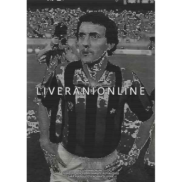 RETROSPETTIVA ADELIO MORO CALCIATORE NELLA FOTO ADELIO MORO CON LA MAGLIA DEL MILAN AG ALDO LIVERANI SAS