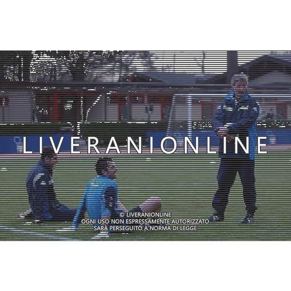 MILANELLO(VA) 15-04-02 DFP/FOTO GIORGIO RAVEZZANI ALLENAMENTO NAZIONALE ITALIANA: FRANCESCO TOLDO-GIANLUIGI BUFFON-BARDIN ADRIANO AG ALDO LIVERANI SAS