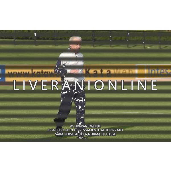 MILANELLO(VA) 15-04-02 DFP/FOTO GIORGIO RAVEZZANI ALLENAMENTO NAZIONALE ITALIANA: GIOVANNI TRAPATTONI AG ALDO LIVERANI SAS