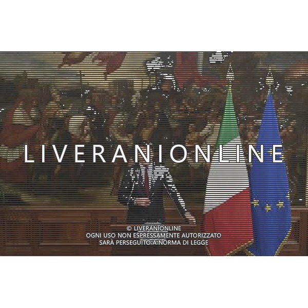 Presentazione del Piano Sport e Periferie da parte del presidente del Consiglio Matteo Renzi con il presidente del Coni Giovanni Malago\' - Roma - 12.10.2016 - Palazzo Chigi - nella foto: Matteo Renzi / Ph. Corradetti-Ag Aldo Liverani/ AGENZIA ALDO LIVERANI SAS 