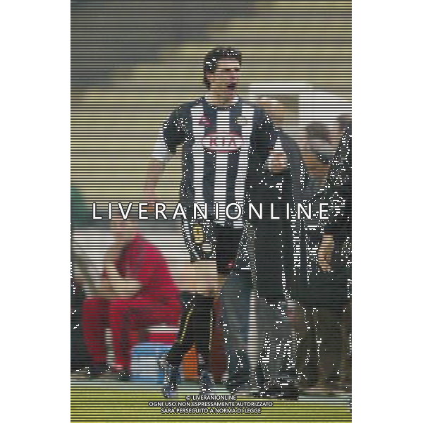 UDINE 16/03/2005 UDINESE-MILAN CAMPIONATO CALCIO SERIE A TIM NELLA FOTO ESULTANZA DI IAQUINTA VINCENZO DOPO IL GOL FOTO PAOLA GARBUIO/ALDO LIVERANI