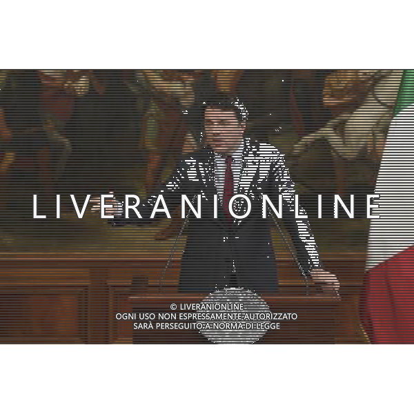 Presentazione del Piano Sport e Periferie da parte del presidente del Consiglio Matteo Renzi con il presidente del Coni Giovanni Malago\' - Roma - 12.10.2016 - Palazzo Chigi - nella foto: Matteo Renzi / Ph. Corradetti-Ag Aldo Liverani/ AGENZIA ALDO LIVERANI SAS 