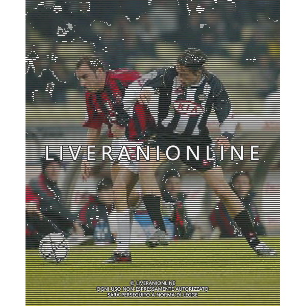 UDINE 16/03/2005 UDINESE-MILAN CAMPIONATO CALCIO SERIE A TIM NELLA FOTO CHRISTIAN BROCCHI CON STEFANO MAURI FOTO PAOLA GARBUIO/ALDO LIVERANI