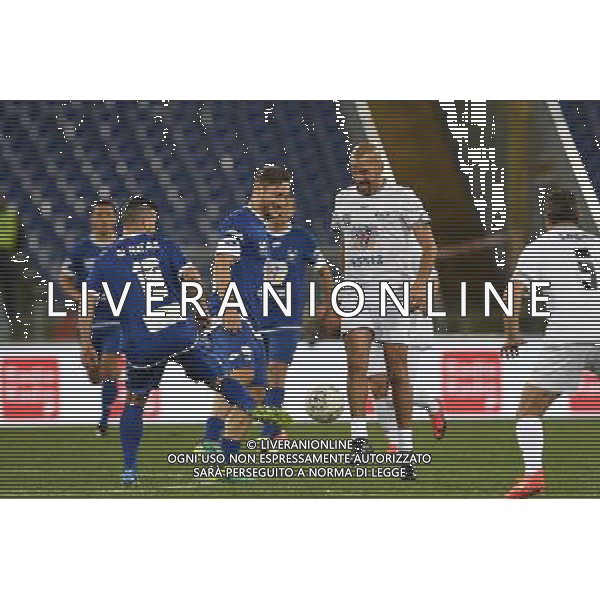 Partita della Pace 2016 Roma - 12.10.2016 - Stadio Olimpico - nella foto: francesco totti e juan sebastian veron /Ph. Corradetti-Ag Aldo Liverani/ AGENZIA ALDO LIVERANI SAS 