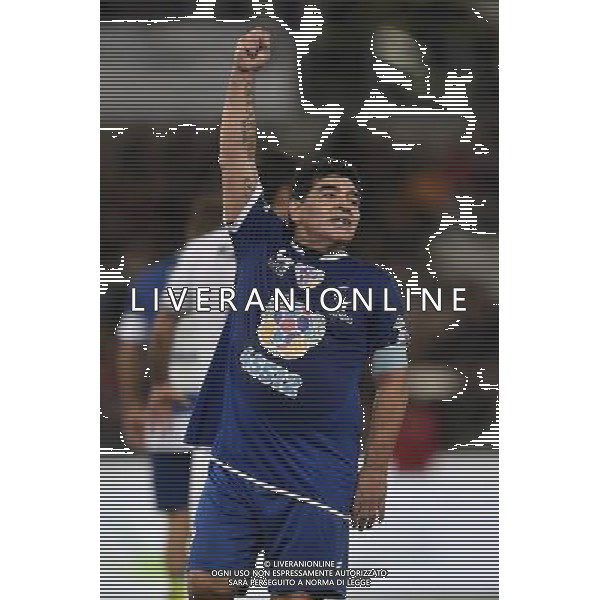 Partita della Pace 2016 Roma - 12.10.2016 - Stadio Olimpico - nella foto: esultanza di Diego Armando Maradona /Ph. Corradetti-Ag Aldo Liverani/ AGENZIA ALDO LIVERANI SAS 