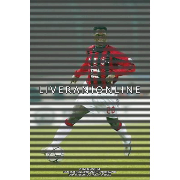 UDINE 16/03/2005 UDINESE-MILAN CAMPIONATO CALCIO SERIE A TIM NELLA FOTO CLARENCE SEERDOF FOTO PAOLA GARBUIO/ALDO LIVERANI