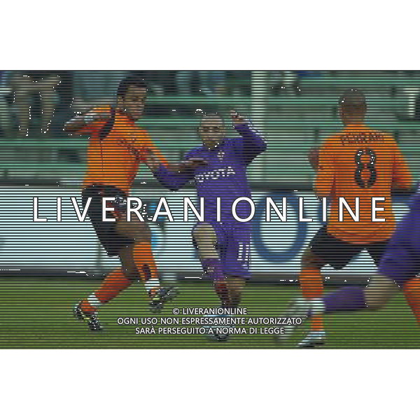 Firenze 17/03/2005 Fiorentina-Roma Coppa Italia Tim 2004/2005 Nella foto: Miccoli Fabrizio contro Mancini Amantino Alessandro.* Ph Gianni Nucci/Agenzia Aldo Liverani