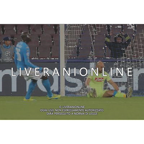 NAPOLI - BESIKTAS CHAMPIONS LEAGUE 19 OTTOBRE 2016 NELLA FOTO DELUSIONE REINA © MOSCA / AGENZIA ALDO LIVERANI SAS 