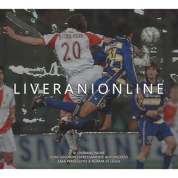 Parma 17/03/2004 coppa UEFA 2004/05 parma f.c.-siviglia f.c. 1:0 nella foto aitor ocio e gibbs ph marco luzzani/ag aldo liverani s.a.s.