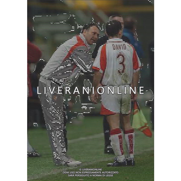 Parma 17/03/2004 coppa UEFA 2004/05 parma f.c.-siviglia f.c. 1:0 nella foto joaquin caparros e david castedo ph marco luzzani/ag aldo liverani s.a.s.