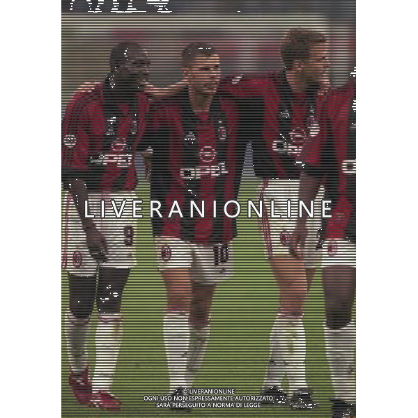 MILANO 23-09-1998 COPPA ITALIA MILAN TORINO NELLA FOTO GEORGE WEAH CON ZVONIMIR BOBAN E OLIVER BIERHOFF AG ALDO LIVERANI SAS