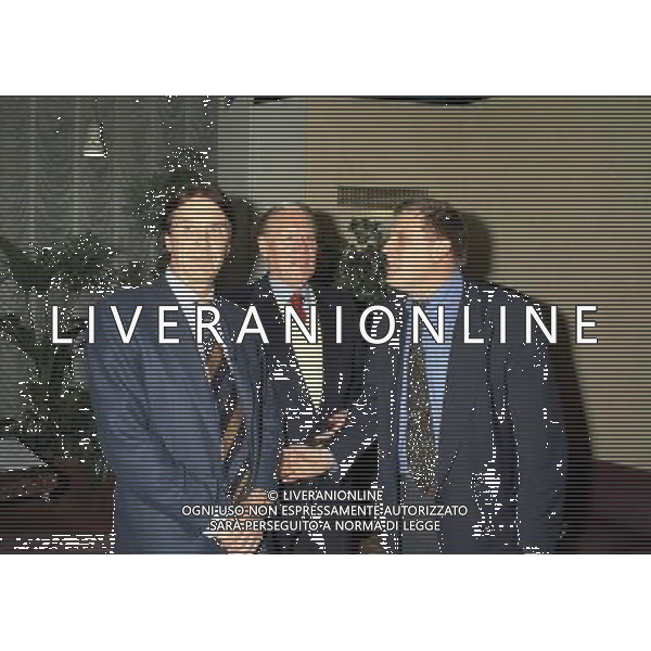 MILANO 25-02-1997 INCONTRO NILS LIEDHOLM CON GUNNAR NORDHAL E CESARE MALDINI NELLA FOTO NILS LIEDHOLM E CESARE MALDINI E GUNNAR NORDHAL AG ALDO LIVERANI SAS