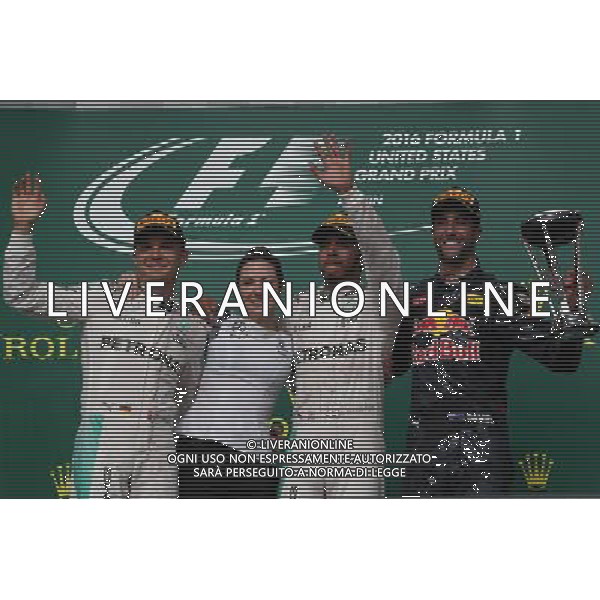 1st place Lewis Hamilton (GBR) Mercedes AMG F1 W07, 2nd place Nico Rosberg (GER) Mercedes AMG Petronas F1 W07 and 3rd place Daniel Ricciardo (AUS) Red Bull Racing RB12. 23.10.2016. Formula 1 World Championship, Rd 18, United States Grand Prix, Austin, Texas, USA, Race Day. AG ALDO LIVERANI SAS ONLY ITALY