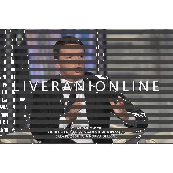 Trasmissione TV \' Porta a Porta \' Roma - 25.10.2016 - Studi RAI Teulada - nella foto: Matteo Renzi /Ph.Corradetti-Ag Aldo Liverani / AGENZIA ALDO LIVERANI SAS