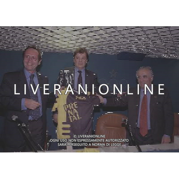 1999 ROMA SEDE CONI PRESENTAZIONE DELLA PARTITA FOOTBALL STARS NELLA FOTO ROBERTO ZACCARIA CON FRANCO DAL CIN E FRANCO SENSI AG ALDO LIVERANI SAS