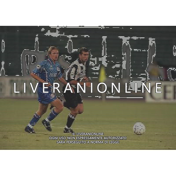 TORINO FINALE SUPERCOPPA ITALIANA 23-08-1997 JUVENTUS VICENZA NELLA FOTO ROBERTO BARONIO-ZINEDINE ZIDANE AG ALDO LIVERANI SAS
