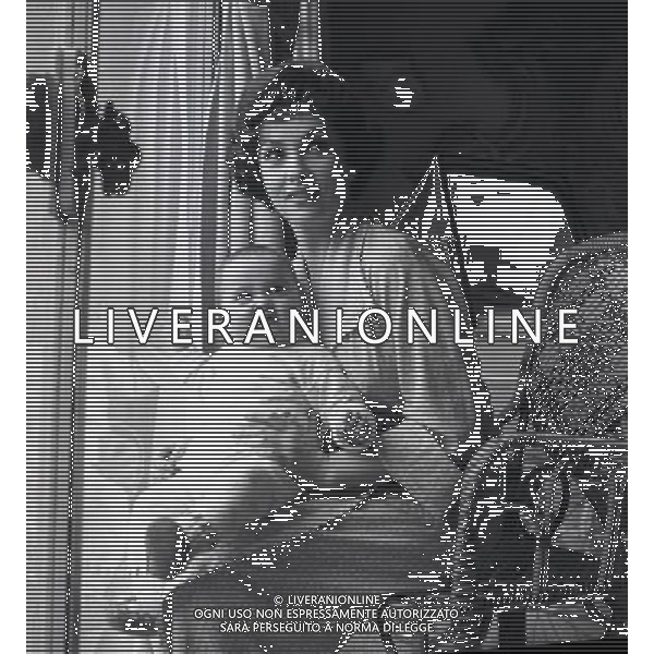 Gina Lollobrigida, nome d\'arte di Luigia Lollobrigida, attrice e scultrice italiana - Retrospettiva nella foto con il figlio Andrea Milko Skofic Jr. nel 1957 ©ARCHIVIO / AGENZIA ALDO LIVERANI SAS - ITALY ONLY EDITORIAL USE ONLY