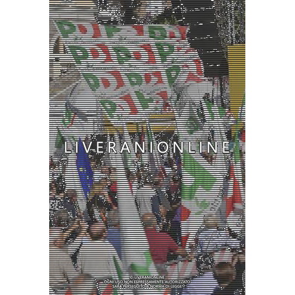 Manifestazione del Partito Democratico \' La Piazza e\' del Popolo. Si\' a unâ€™Italia piu\' forte. Si\' a unâ€™Europa piu\' giusta \' - Roma - Piazza del Popolo 29.10.2016 - nella foto: La piazza /Ph.Corradetti-Ag. Aldo Liverani / AGENZIA ALDO LIVERANI SAS