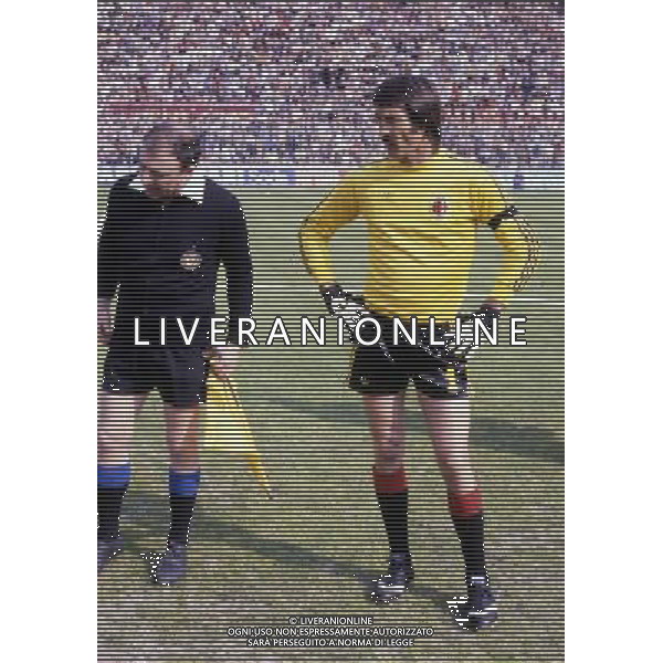 RETROSPETTIVA ENRICO ALBERTOSI CALCIATORE NELLA FOTO ENRICO ALBERTOSI CON LA MAGLIA DEL MILAN AG ALDO LIVERANI SAS