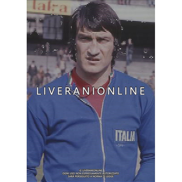 RETROSPETTIVA ENRICO ALBERTOSI CALCIATORE NELLA FOTO ENRICO ALBERTOSI CON LA MAGLIA DELLA NAZIONALE ITALIANA AG ALDO LIVERANI SAS