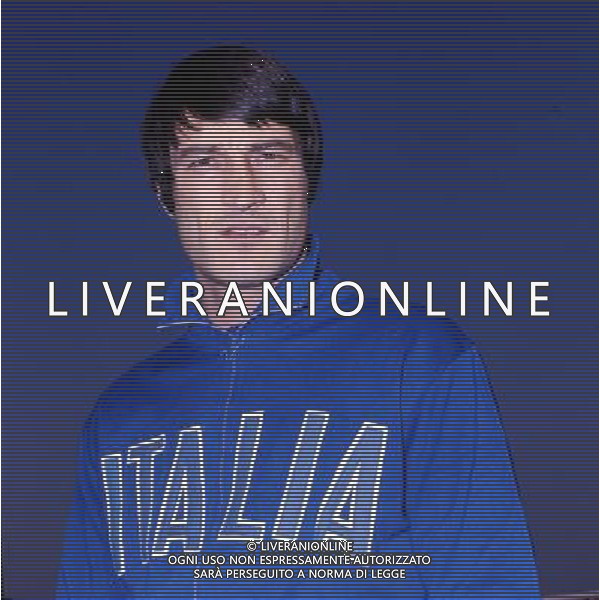 RETROSPETTIVA ENRICO ALBERTOSI CALCIATORE NELLA FOTO ENRICO ALBERTOSI CON LA MAGLIA DELLA NAZIONALE ITALIANA AG ALDO LIVERANI SAS