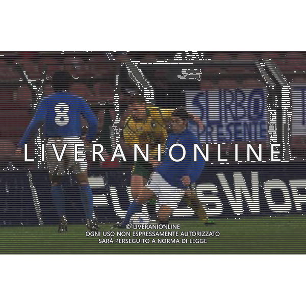 TRIESTE 28-01 2001 ITALIA -LITUANIA NELLA FOTO FABIO CANNAVARO-JOKSAS ANDRIUS AG ALDO LIVERANI SAS