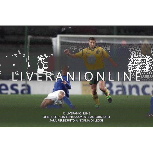 TRIESTE 28-01 2001 ITALIA -LITUANIA NELLA FOTO FABIO CANNAVARO-POSKUS ROBERTAS AG ALDO LIVERANI SAS