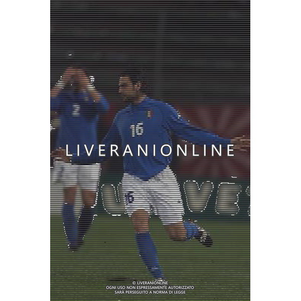 TRIESTE 28-01 2001 ITALIA -LITUANIA NELLA FOTO FIORE STEFANO AG ALDO LIVERANI SAS