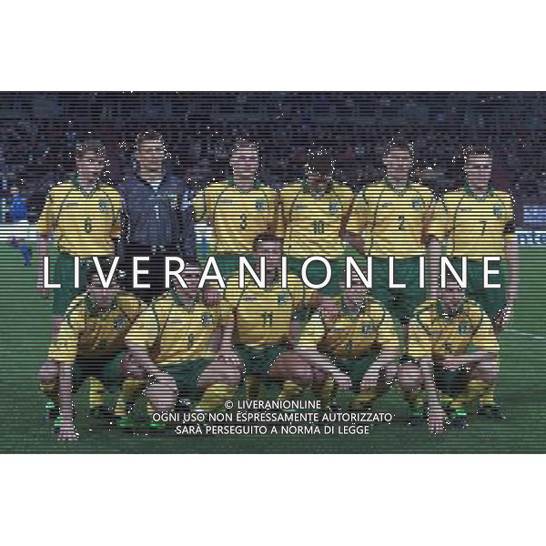 TRIESTE 28-01 2001 ITALIA -LITUANIA NELLA FOTO FORMAZIONE LITUANI 6 MORINAS JGORIS. 1 STAUCE GINTARAS.3 DIZAUKSTASROLANDAS.10 RAZANAUSKAS TOMAS.2 ZVIRGZDAUSKAS TOMAS .7 ZUTAUTAS RAIMONDAS SED. 9 SEMBERAS DEIVIDAS.8 MIKALAJUNAS SAULIUS 11 POSKUS ROBERTAS 4 SKARBALIUS AURELIJUS 5 JOKSAS ANDRIUS AG ALDO LIVERANI SAS