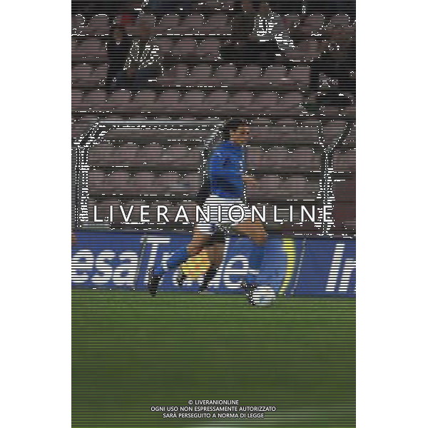 TRIESTE 28-01 2001 ITALIA -LITUANIA NELLA FOTO PAOLO MALDINI AG ALDO LIVERANI SAS