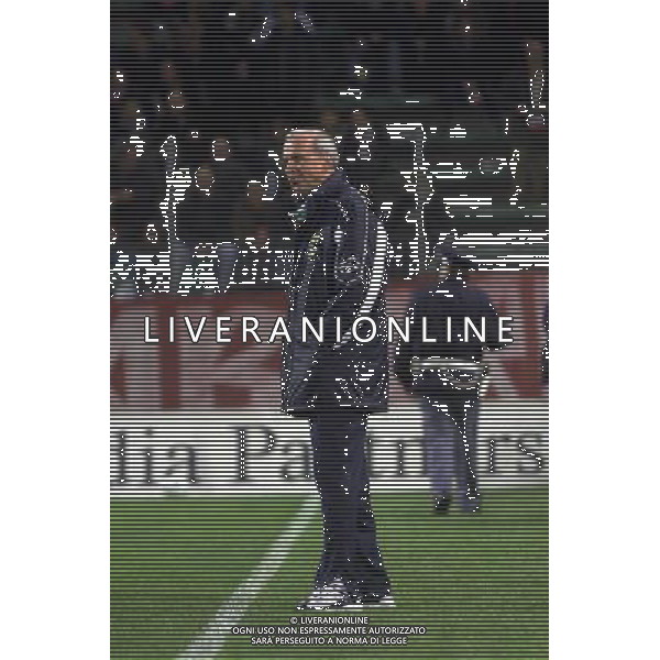 TRIESTE 28-01 2001 ITALIA -LITUANIA NELLA FOTO ZELKEVICIUS BENJAMINAS ALLENATORE LUTUANIA AG ALDO LIVERANI SAS