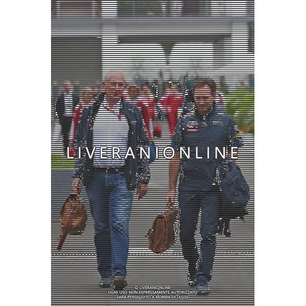 (L to R): Dr Helmut Marko (AUT) Red Bull Motorsport Consultant with Christian Horner (GBR) Red Bull Racing Team Principal. 30.10.2016. Formula 1 World Championship, Rd 19, Mexican Grand Prix, Mexico City, Mexico, Race Day. / AGENZIA ALDO LIVERANI SAS - ITALY ONLY EDITORIAL USE ONLY