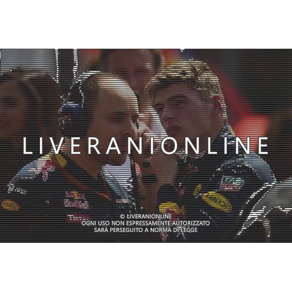 Max Verstappen (NLD) Red Bull Racing with Gianpiero Lambiase (ITA) Red Bull Racing Engineer on the grid. 30.10.2016. Formula 1 World Championship, Rd 19, Mexican Grand Prix, Mexico City, Mexico, Race Day. s / AGENZIA ALDO LIVERANI SAS - ITALY ONLY EDITORIAL USE ONLY