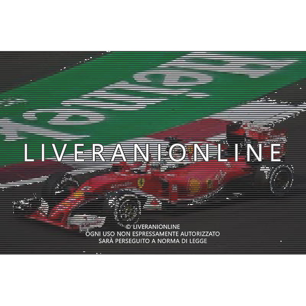 Sebastian Vettel (GER) Ferrari SF16-H waves to the crowd at the end of the race. 30.10.2016. Formula 1 World Championship, Rd 19, Mexican Grand Prix, Mexico City, Mexico, Race Day. s / AGENZIA ALDO LIVERANI SAS - ITALY ONLY EDITORIAL USE ONLY
