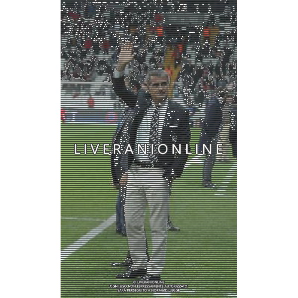 UEFA Champions League Group B match between Besiktas and Napoli at Vodafone Arena in Istanbul , Turkey ,November 01 , 2016. Pictured Coach Senol Gunes of Besiktas. LIGA MISTRZOW PILKA NOZNA SEZON 2016/2017 FOT.SESKIM PHOTO/NEWSPIX.PL POLAND, TURKEY, GERMANY, AUSTRIA AND UK OUT !!! --- Newspix.pl AG ALDO LIVERANI SAS ONLY ITALY *** Local Caption *** www.newspix.pl mail us: info@newspix.pl call us: 0048 022 23 22 222 --- Polish Picture Agency by Ringier Axel Springer Poland
