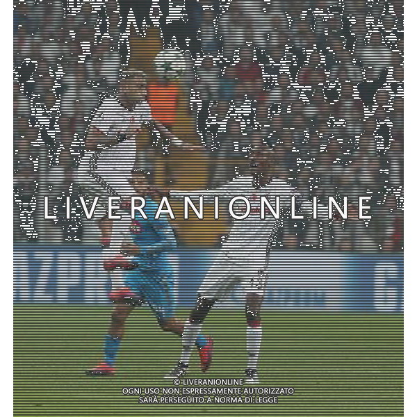 UEFA Champions League Group B match between Besiktas and Napoli at Vodafone Arena in Istanbul , Turkey ,November 01 , 2016. Pictured Lorenzo Insigne of Napoli and Ricardo Quaresma (L) ,Atiba Hutchinson (R) of Besiktas. LIGA MISTRZOW PILKA NOZNA SEZON 2016/2017 FOT.SESKIM PHOTO/NEWSPIX.PL POLAND, TURKEY, GERMANY, AUSTRIA AND UK OUT !!! --- Newspix.pl AG ALDO LIVERANI SAS ONLY ITALY *** Local Caption *** www.newspix.pl mail us: info@newspix.pl call us: 0048 022 23 22 222 --- Polish Picture Agency by Ringier Axel Springer Poland