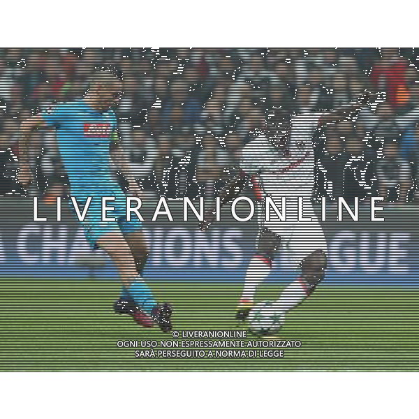 UEFA Champions League Group B match between Besiktas and Napoli at Vodafone Arena in Istanbul , Turkey ,November 01 , 2016. Pictured Marek Hamsik (L) of Napoli and Vincent Aboubakar of Besiktas. LIGA MISTRZOW PILKA NOZNA SEZON 2016/2017 FOT.SESKIM PHOTO/NEWSPIX.PL POLAND, TURKEY, GERMANY, AUSTRIA AND UK OUT !!! --- Newspix.pl AG ALDO LIVERANI SAS ONLY ITALY *** Local Caption *** www.newspix.pl mail us: info@newspix.pl call us: 0048 022 23 22 222 --- Polish Picture Agency by Ringier Axel Springer Poland