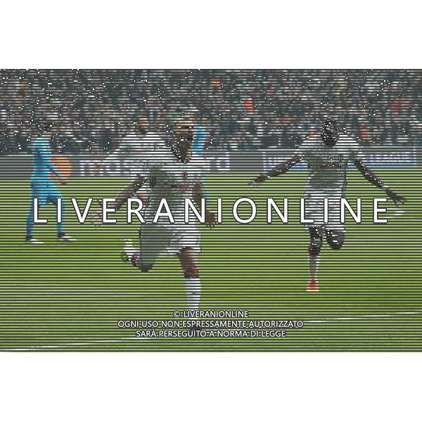 UEFA Champions League Group B match between Besiktas and Napoli at Vodafone Arena in Istanbul , Turkey ,November 01 , 2016. Final Score : Besiktas 1 - Napoli 1 Pictured Ricardo Quaresma and Vincent Aboubakar of Besiktas celebrates after the Quaresma penalty goal. LIGA MISTRZOW PILKA NOZNA SEZON 2016/2017 FOT.SESKIM PHOTO/NEWSPIX.PL POLAND, TURKEY, GERMANY, AUSTRIA AND UK OUT !!! --- Newspix.pl AG ALDO LIVERANI SAS ONLY ITALY *** Local Caption *** www.newspix.pl mail us: info@newspix.pl call us: 0048 022 23 22 222 --- Polish Picture Agency by Ringier Axel Springer Poland
