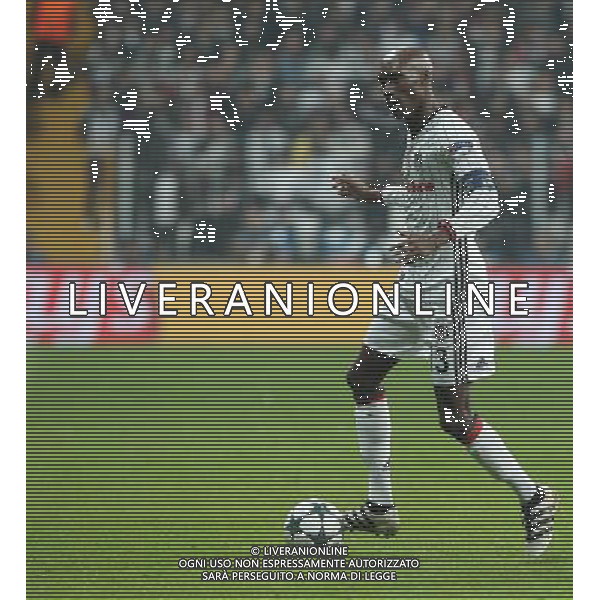 UEFA Champions League Group B match between Besiktas and Napoli at Vodafone Arena in Istanbul , Turkey ,November 01 , 2016. Pictured Atiba Hutchinson of Besiktas. LIGA MISTRZOW PILKA NOZNA SEZON 2016/2017 FOT.SESKIM PHOTO/NEWSPIX.PL POLAND, TURKEY, GERMANY, AUSTRIA AND UK OUT !!! --- Newspix.pl AG ALDO LIVERANI SAS ONLY ITALY *** Local Caption *** www.newspix.pl mail us: info@newspix.pl call us: 0048 022 23 22 222 --- Polish Picture Agency by Ringier Axel Springer Poland