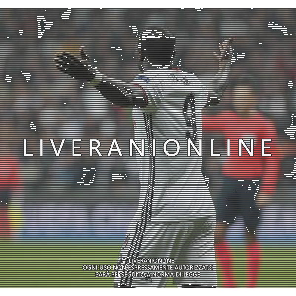 UEFA Champions League Group B match between Besiktas and Napoli at Vodafone Arena in Istanbul , Turkey ,November 01 , 2016. Pictured Vincent Aboubakar of Besiktas. LIGA MISTRZOW PILKA NOZNA SEZON 2016/2017 FOT.SESKIM PHOTO/NEWSPIX.PL POLAND, TURKEY, GERMANY, AUSTRIA AND UK OUT !!! --- Newspix.pl AG ALDO LIVERANI SAS ONLY ITALY *** Local Caption *** www.newspix.pl mail us: info@newspix.pl call us: 0048 022 23 22 222 --- Polish Picture Agency by Ringier Axel Springer Poland