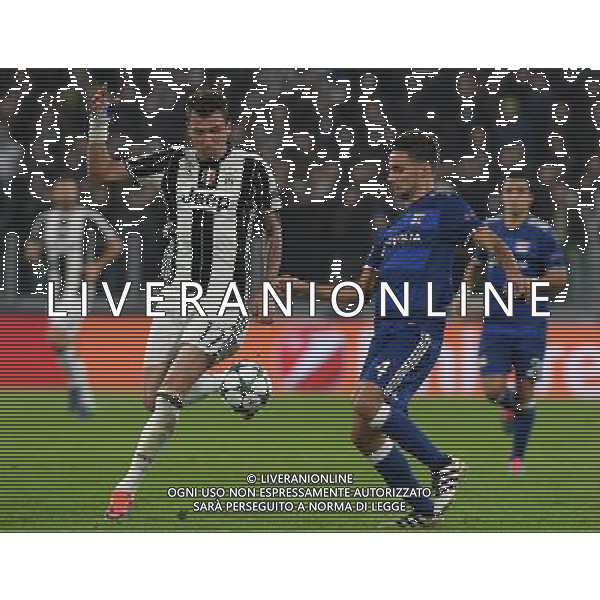 UEFA Champions League 2016/2017 Finale Fase a Girone Gruppo H Torino - 02.11.2016 Juventus-Lione Nella Foto:mandzukic mammana /Ph.Vitez-Ag. Aldo Liverani