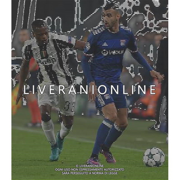 UEFA Champions League 2016/2017 Finale Fase a Girone Gruppo H Torino - 02.11.2016 Juventus-Lione Nella Foto:Rachid Ghezzal-Patrice Evra /Ph.Vitez-Ag. Aldo Liverani
