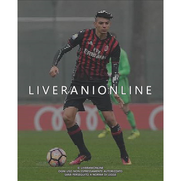 Campionato di Calcio Primavera TIM 2016/2017 \'Trofeo Giacinto Facchetti\' Girone A 7a Giornata Milano - 05.11.2016 Milan-Trapani Nella Foto:Raoul Bellanova-Abdoluie Dampha /Ph.Vitez-Ag. Aldo Liverani