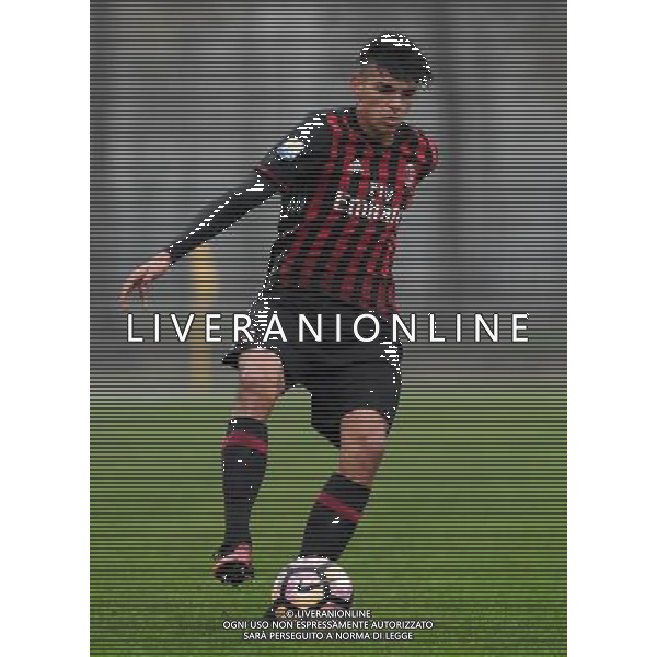 Campionato di Calcio Primavera TIM 2016/2017 \'Trofeo Giacinto Facchetti\' Girone A 7a Giornata Milano - 05.11.2016 Milan-Trapani Nella Foto:Raoul Bellanova-Abdoluie Dampha /Ph.Vitez-Ag. Aldo Liverani