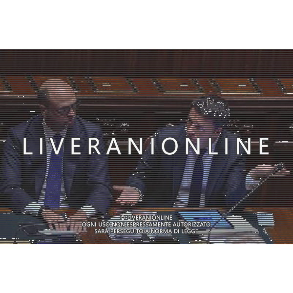 Roma - 09.11.2016 - Camera dei Deputati - Informativa urgente del Presidente del Consiglio dei ministri sui recenti eventi sismici che hanno colpito il Centro Italia - nella foto: Matteo Renzi e Angelino Alfano / Ph. Corradetti-Ag Aldo Liverani