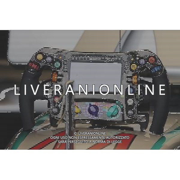 The steering wheel of Lewis Hamilton (GBR) Mercedes AMG F1. 12.11.2016. Formula 1 World Championship, Rd 20, Brazilian Grand Prix, Sao Paulo, Brazil, Qualifying Day. /AGENZIA ALDO LIVERANI SAS - ITALY ONLY - EDITORIAL USE ONLY - Gp Brasile Prove Ufficiali Qualifiche