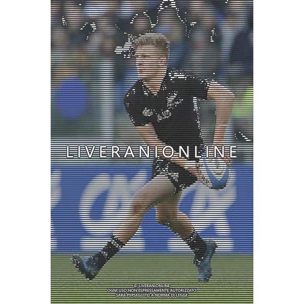 Rugby Test Match 2016 - Roma - 12.11.2016 - Stadio Olimpico - Italia vs All Blacks - nella foto: Damian Mckenzie / Ph. Corradetti - AG. ALDO LIVERANI SAS