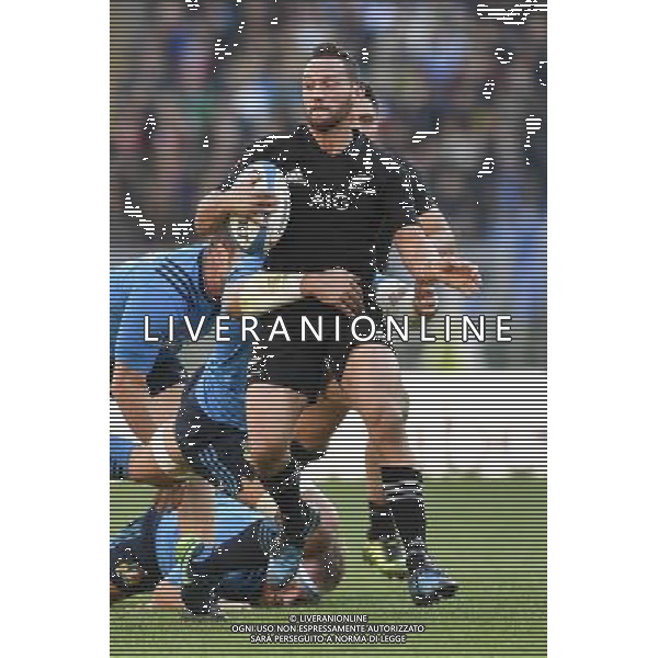 Rugby Test Match 2016 - Roma - 12.11.2016 - Stadio Olimpico - Italia vs All Blacks - nella foto: Aaron Cruden / Ph. Corradetti - AG. ALDO LIVERANI SAS
