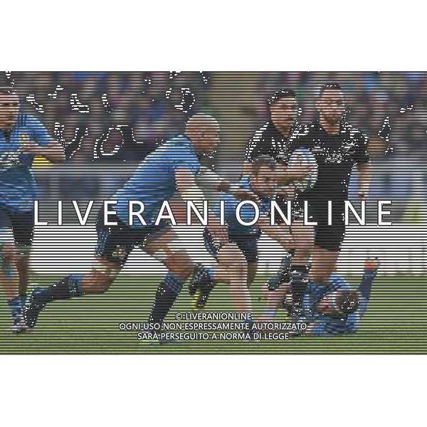 Rugby Test Match 2016 - Roma - 12.11.2016 - Stadio Olimpico - Italia vs All Blacks - nella foto: Aaron Cruden / Ph. Corradetti - AG. ALDO LIVERANI SAS